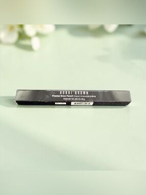 🖤Bobbi Brown🖤Precise Brow Pencil in Black/NIB